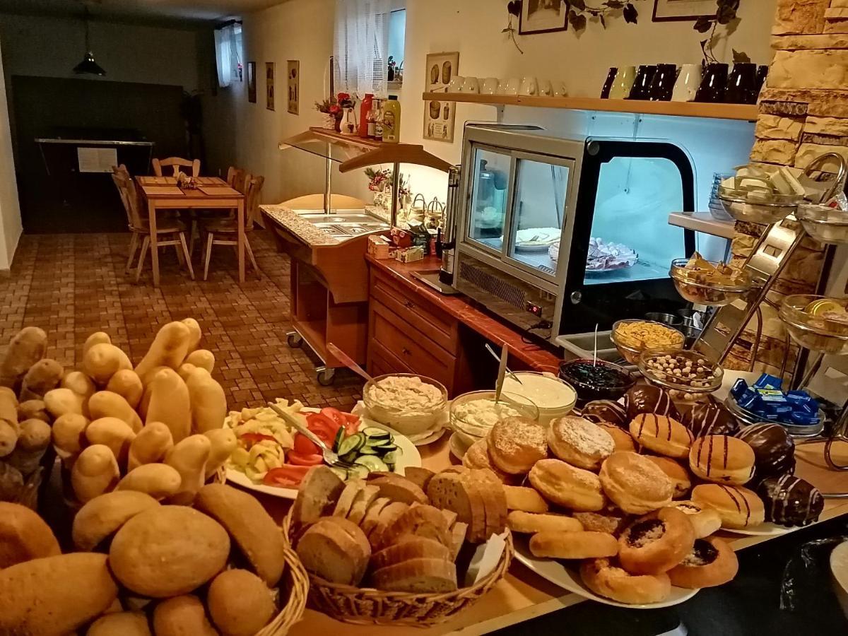 Hotel Privat Bohemia Šatov Zewnętrze zdjęcie