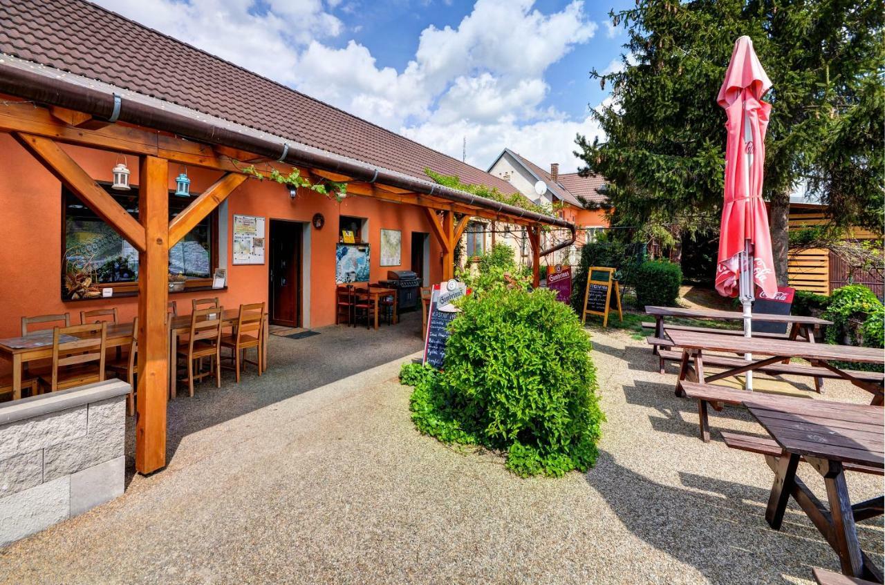 Hotel Privat Bohemia Šatov Zewnętrze zdjęcie